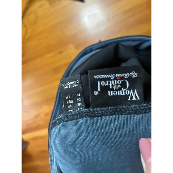 Women with Control Renee Greenstein Black Tummy Control Pull On Pants MP Petite - Picture 6 of 8